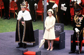 24º coronação-investidura de um príncipe de Gales. Efetivda no castelo de Caernarfon em 1969 pela Rainha Elizabeth na pessoa de seu filho primogênito Charles