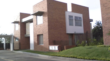 CASA  EN PANCE ESQUINERA EN CONDOMINIO CALI