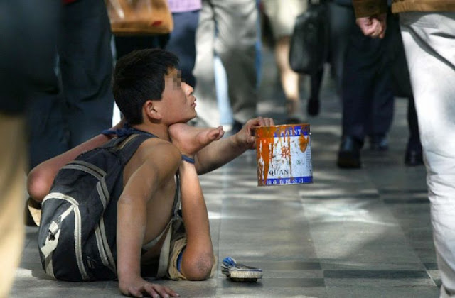 KEJAM! Anak-anak ini diculik dibikin cacat lalu dipaksa mengemis di Malaysia