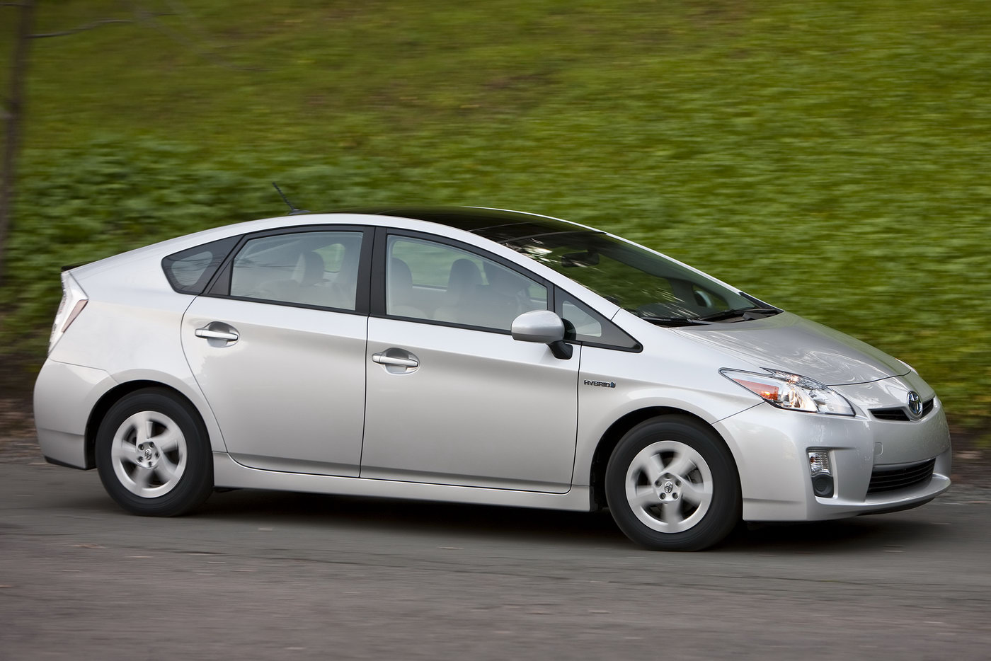 toyota prius in silver toyota prius in blue toyota prius in white 