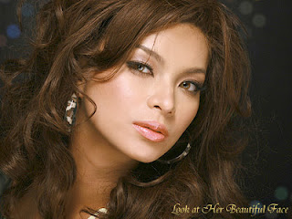 Look At Angel Locsin Beautiful Face