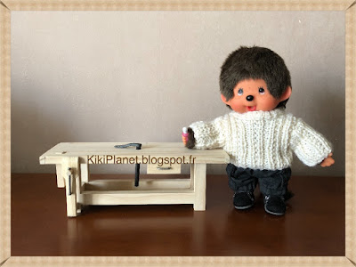 Etabli de menuisier en bois fait main pour Kiki ou Monchhichi, handmade, meuble miniature, outil