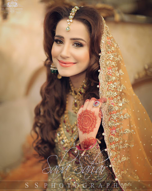 Saniya Shamshad Mehndi Pictures