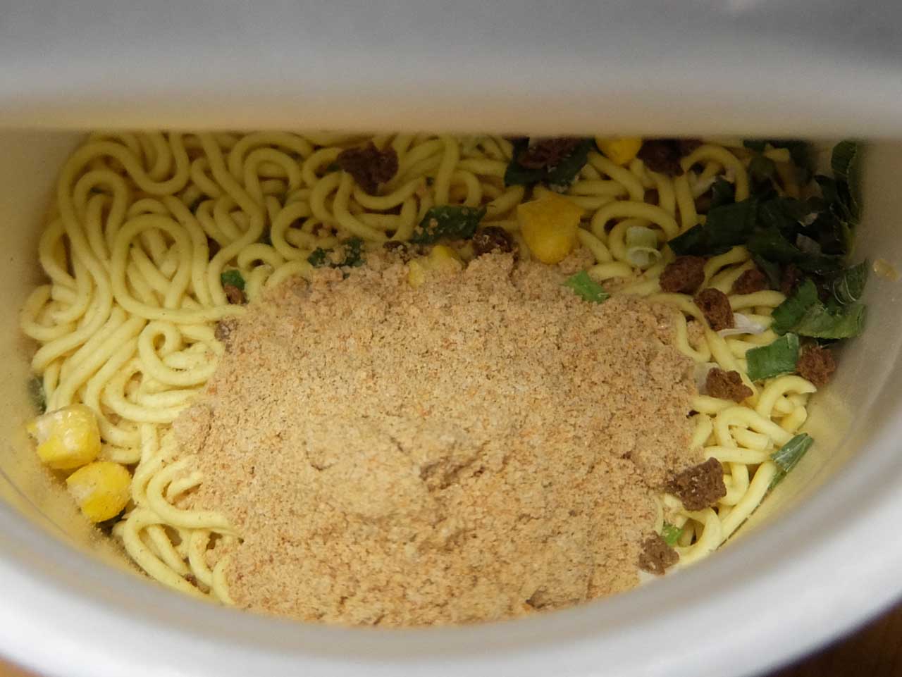 エースコック スーパーカップ1 5倍 味噌チーズ味ラーメン 実食