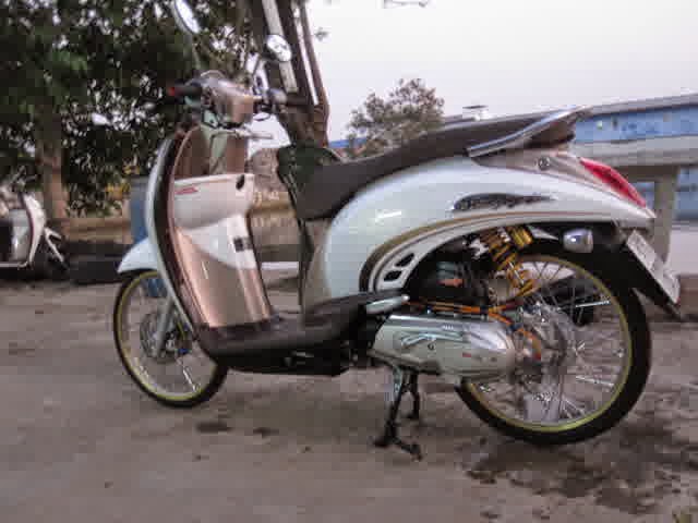 Kumpulan Foto Foto Modifikasi Scoopy Terkeren 2019 