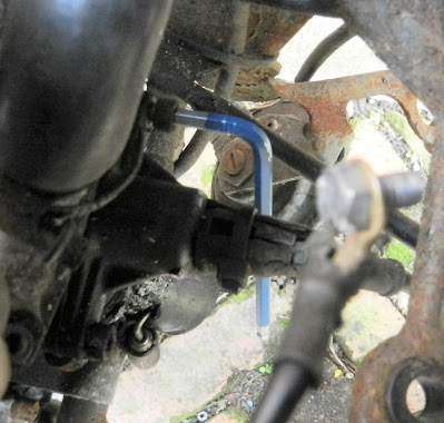 Aprilia RS 125 Powervalve Rave PV valve removal replacement