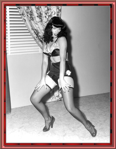 betty_page_(klaws)_042