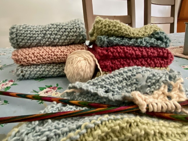 Knitting washcloths