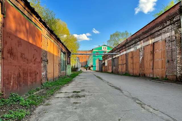 Большая Академическая улица, территория бывшего Московского завода низковольтной аппаратуры