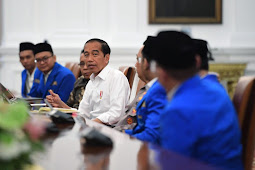Jokowi Terima Kunjungan PB PMII di Istana Merdeka 