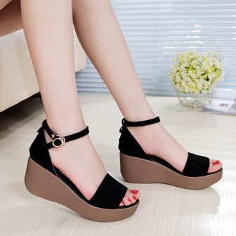 Model Sandal High Heels fladeo Untuk Lebaran Terbaru