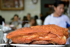 Nai Ek Roll Noodles. Michelin Plate Kway Chap in Yaowarat Bangkok Chinatown 陳億粿條