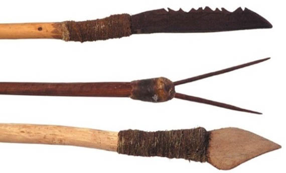 Senjata Tradisional Tombak Papua