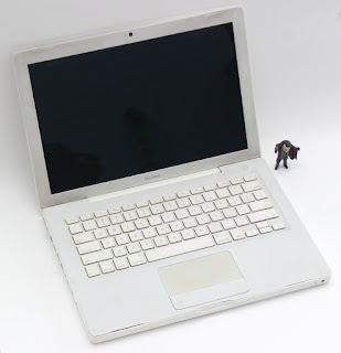 Jual MacBook Core2Duo (13-inch, Early 2008) Bekas