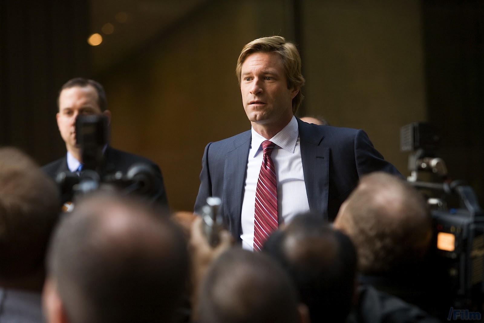 Harvey Dent (Aaron Eckhart). The Dark Knight ... | Abogados, lawyers ...