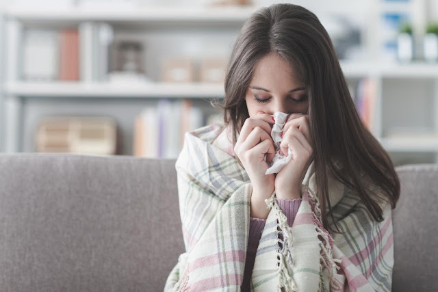 Spring influenza cases rise with prolonged cough and breathlessness: Symptoms, precautions, treatment