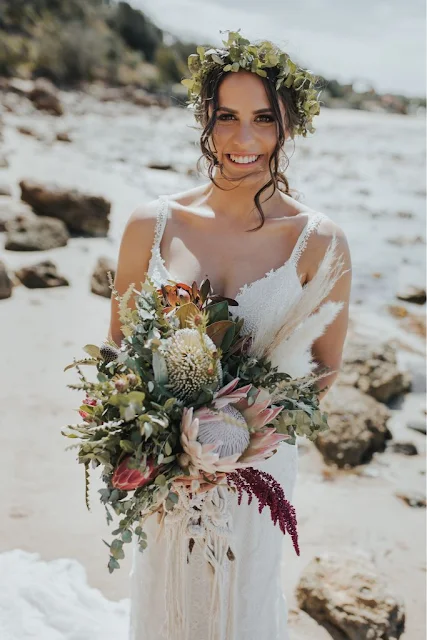 smokey oscar wedding photography melbourne beach boho bride florals barn weddings