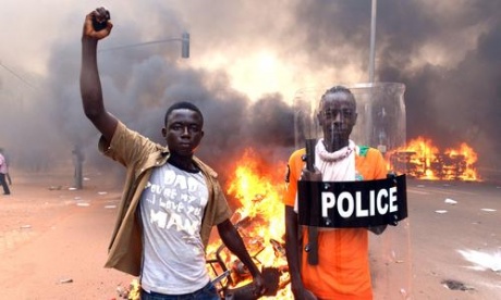 Burkina Faso military junta frees interim president
