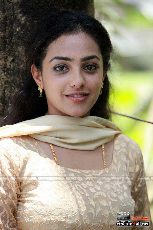 Asianet TV (Malayalam) Anchor cum Actress Nithya Menon cute pics