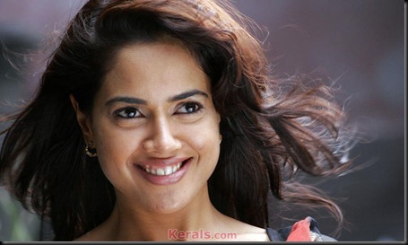 Sameera-Reddy_-34