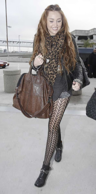 miley cyrus hot sexy pics photos wearing stylish pantyhose