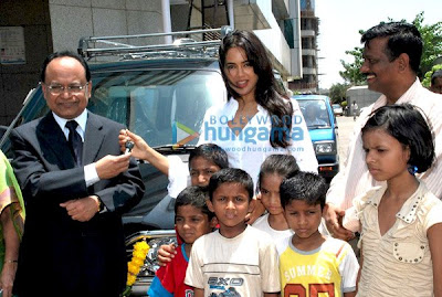 Sameera Reddy at Dreams Home NGO children's event image