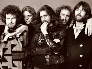 La banda EAGLES en 1975
