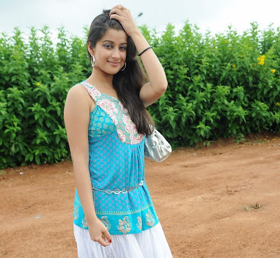 Madhurima photos.jpg