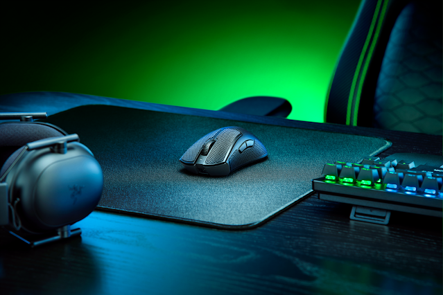 Razer DeathAdder V3 Pro Gaming Mouse Serves Up Improved Optical Sensor In Lighter Package