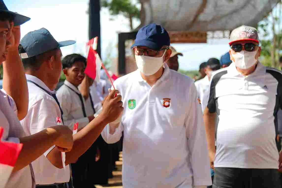 Pesona Pantai Temajuk Menggelora Ke Mancanegara