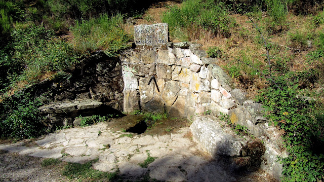 Fuente del Retén