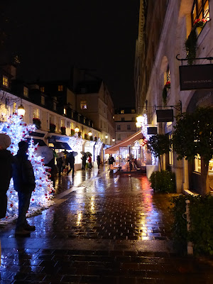 vitrines et décorations de Noël à Paris