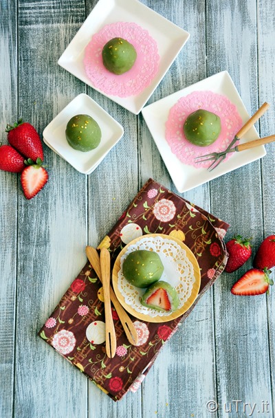 Strawberry Matcha Daifuku Mochi 草莓抹茶大福   http://uTry.it