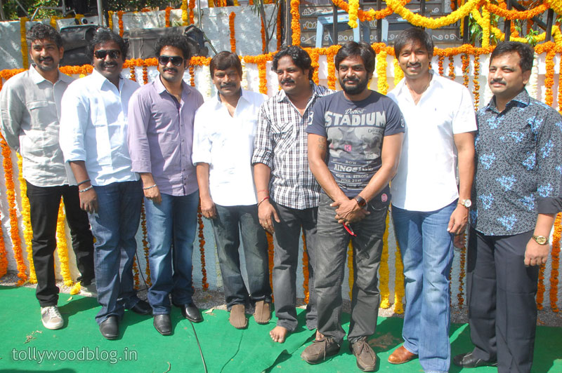 Photos Gopichand Krishna Vamsi Movie Opening cinema gallery