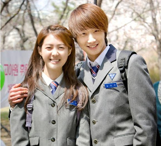 http://vietsukino.blogspot.com/2012/08/sinopsis-k-drama-49-days.html