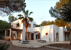casa mediterránea en la isla de Formentera