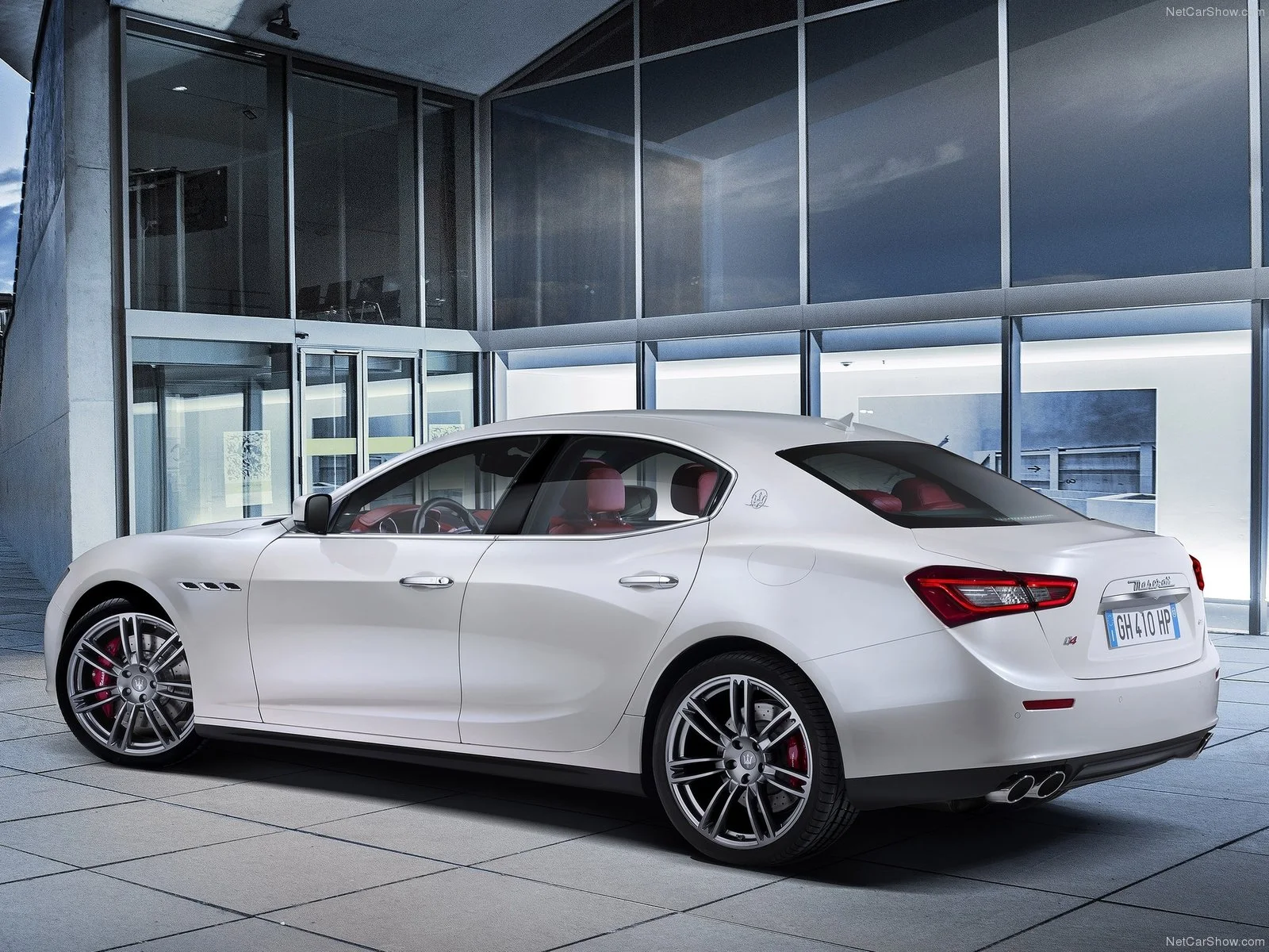 Hình ảnh siêu xe Maserati Ghibli 2014 & nội ngoại thất