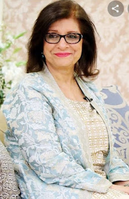 7 Boss Lady looks in Pakistan