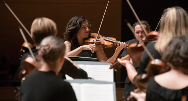 Elisa Citterio and Tafelmusik (Photo Jeff Higgins)