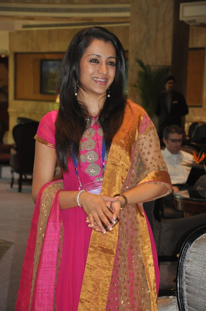 trisha ... unseen pics