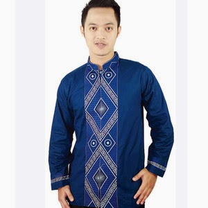  Terbaru ini merupakan busana dengan rancangan terbaru serta versi terbaru yang sesuai buat ana √47+ Model Baju Muslim Formal Pria Modern Terbaru 2022