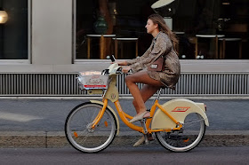 Milanese Cycle Chic - Street Fashion Sydney Milan Edition, photography by Kent Johnson.
