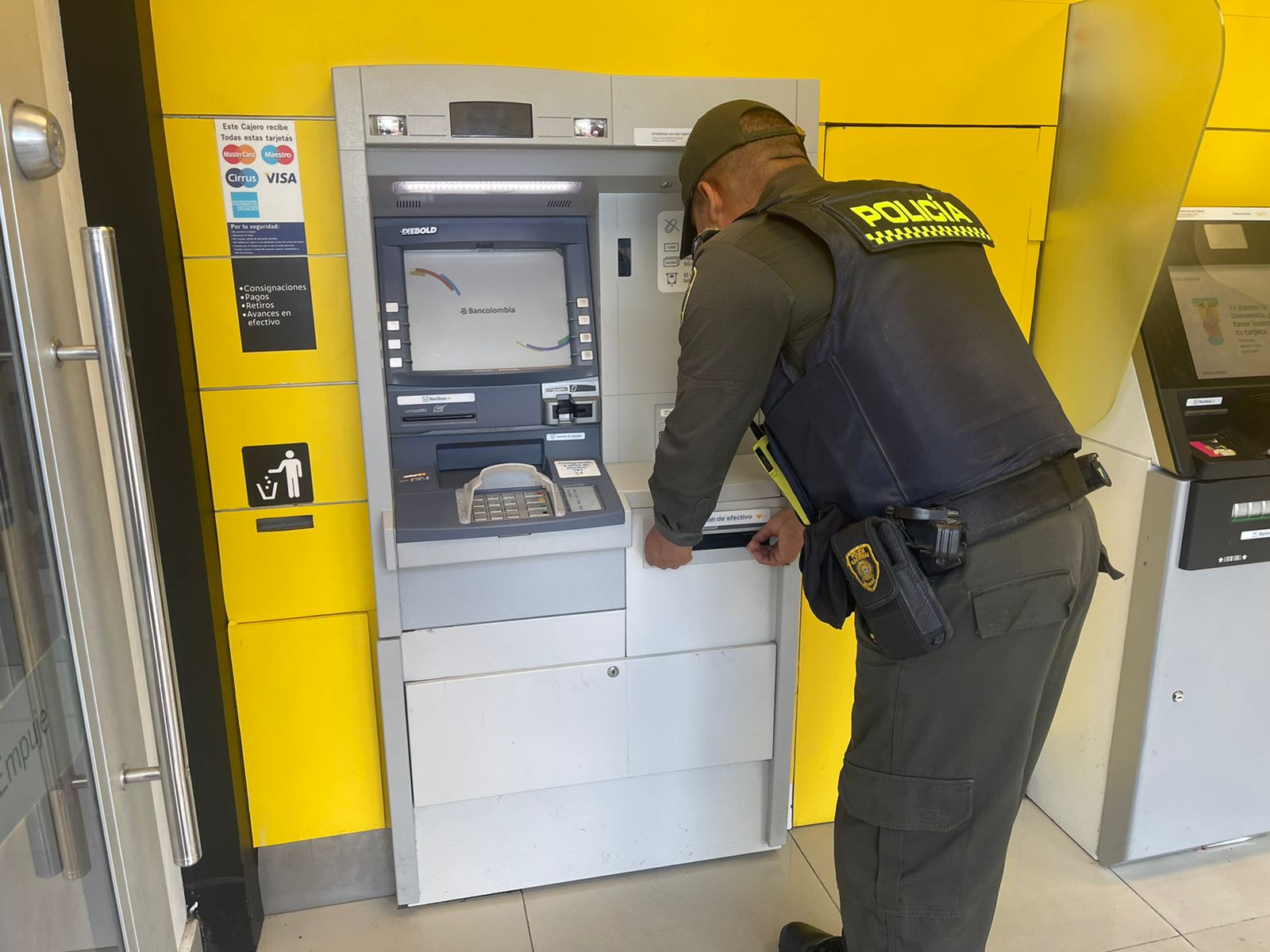 https://www.notasrosas.com/Policía Guajira realiza campaña para pevenir hurto en cajeros automáticos y entidades bancarias