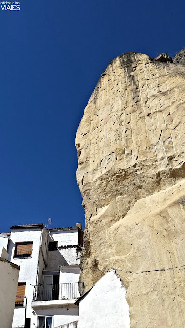 Roca desprendida en el año 2009 en Chiclana de Segura