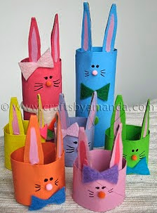 http://translate.googleusercontent.com/translate_c?depth=1&hl=es&rurl=translate.google.es&sl=it&tl=es&u=http://craftsbyamanda.com/2011/03/cardboard-tube-bunny-rabbit-family.html&usg=ALkJrhjdxJOB5ng5Q1IwrOP3YTDF4zub_g