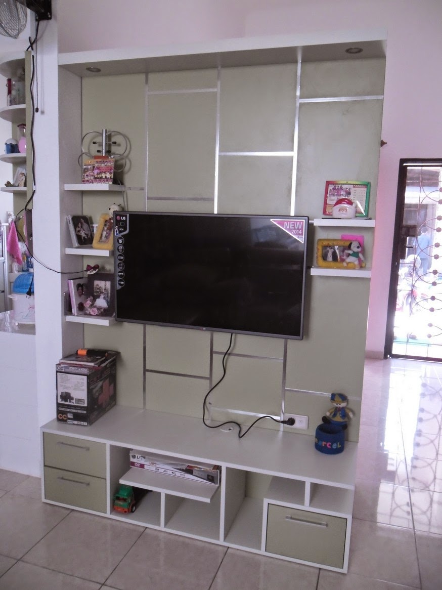  Rak  TV Background Dinding Untuk Rumah