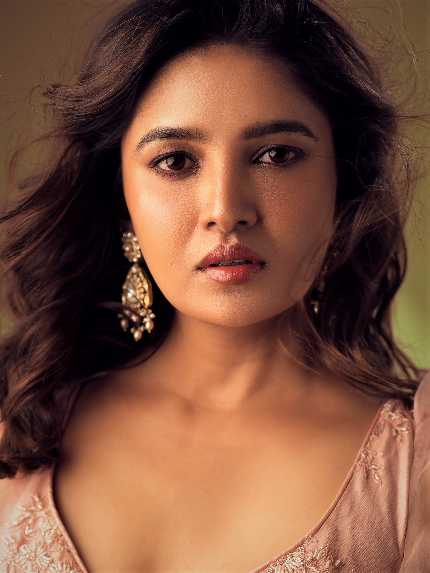 Vani Bhojan HQ HD Photoshoot