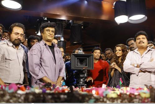 Endhiran Team Celebrtes Last Day Shooting Images