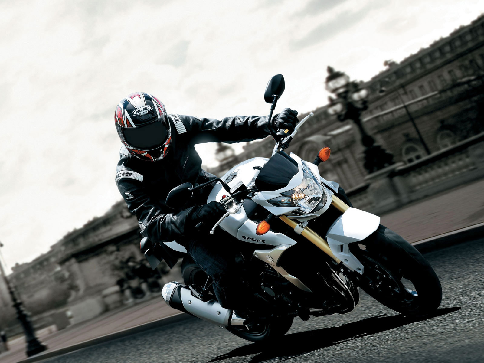 Suzuki GSR 750 | HD Wallpapers (High Definition)|HDwalle