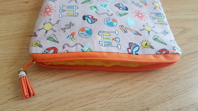 I made it Monday: science themed zipper purse
